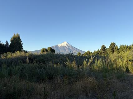Planicie con vista al volcan