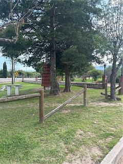 Plazoleta & YPF