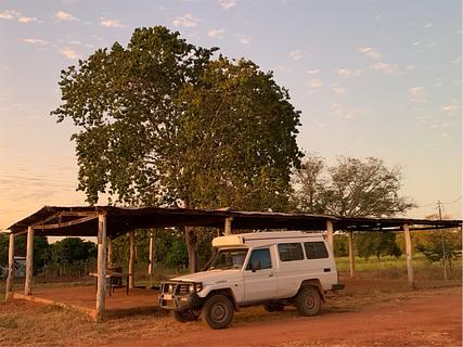 Por trás do JF Free Camp