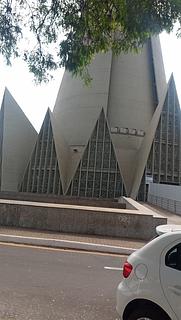 posto de combustível BR na beira da estrada