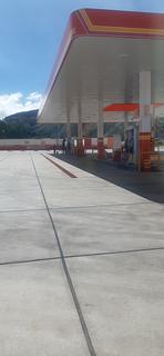 Posto de gasolina com água potável