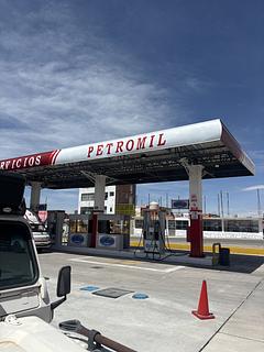 Posto de gasolina Radel
