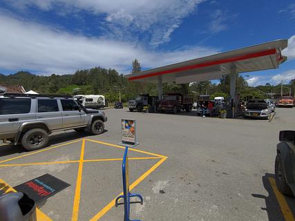 Posto Terpel muito tranquilo perto de Medellín