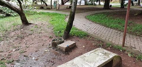 Praça Praia Laranjal