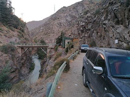 Puente Nilhue - estacionamento