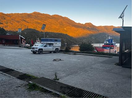 Puerto Yungay Ferry