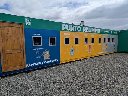 Punto Relimpio / Recycling Center