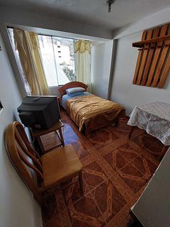 Qorihuayrachina Hostal