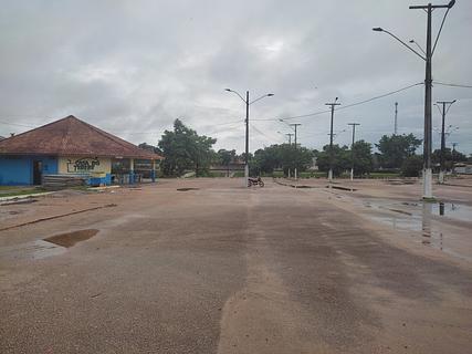 Quiosque com grande área aberta
