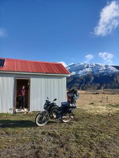 Refugio beside R9