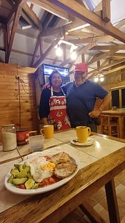 Restaurante em frente à área de camping