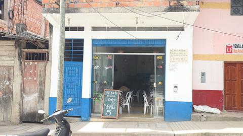 Restaurante local e barato