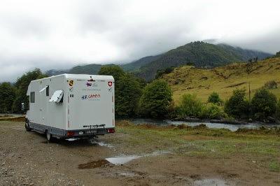 Rio Mañihuales Wild Camp