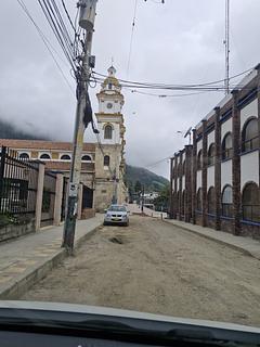 Rua perto da Praça Principal