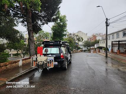 Rua sem saída ao lado do parque.