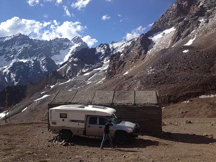 Snow Refugio Wild Camp