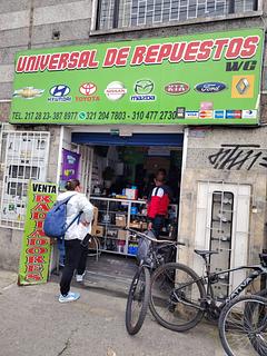 Universal de Repuestos