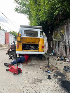 VW KOMBI MECHANICS - VIBE DE DOIS