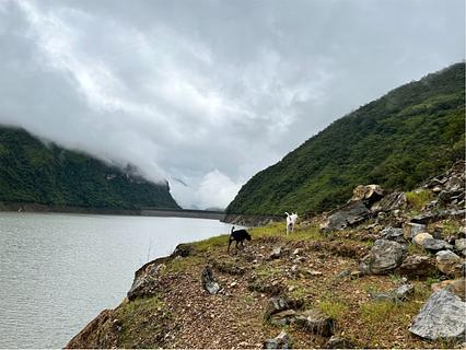 Wild Camping by El Guavio Reservoir