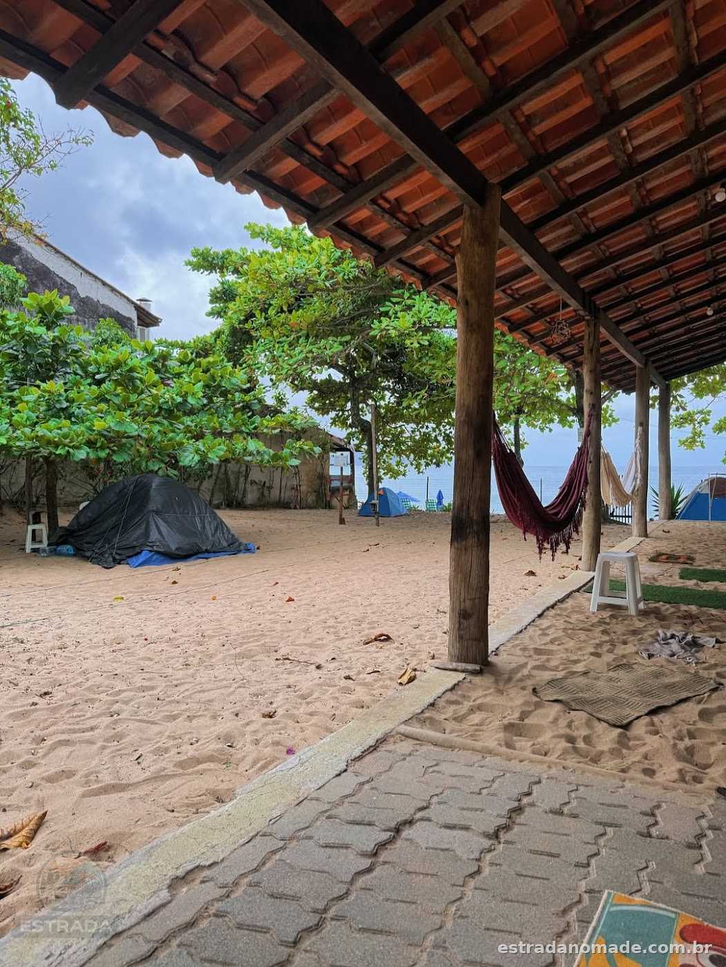 Na praia camping