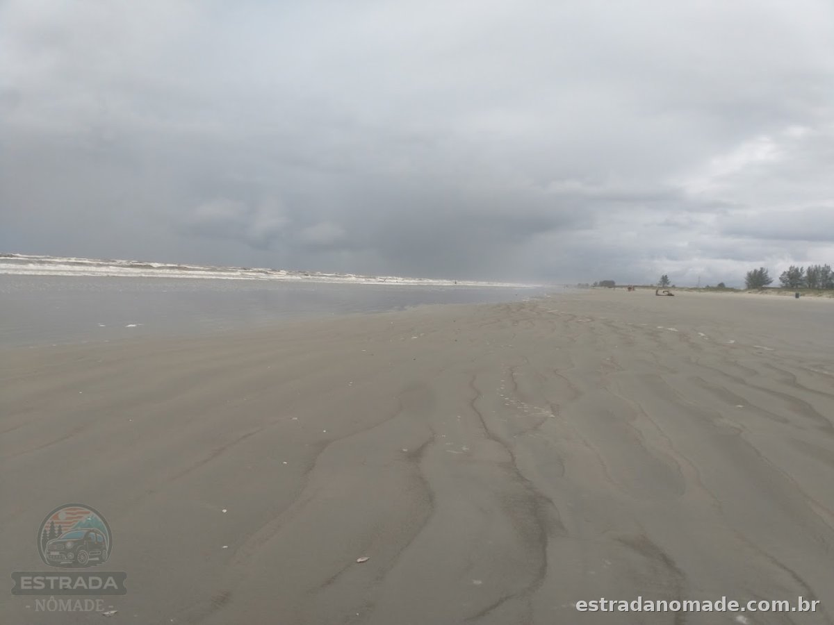 À beira da praia