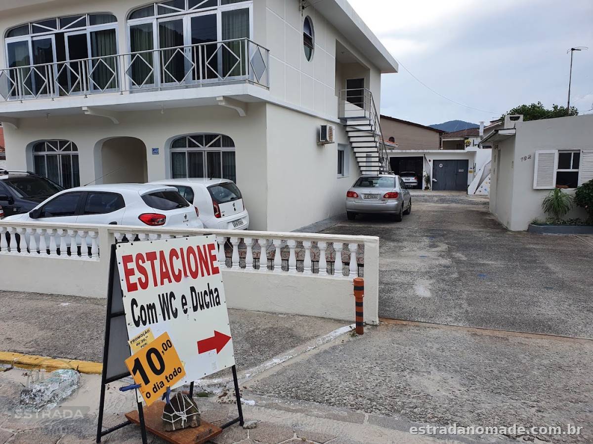 Estacionamento da Ludimila