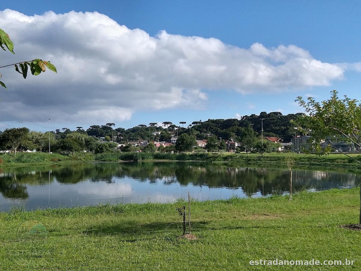 Lago de canela