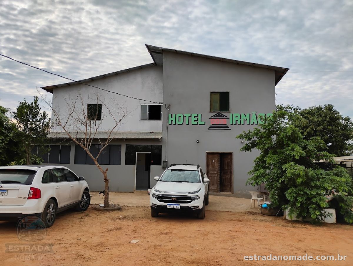 Hotel 2 irmãos