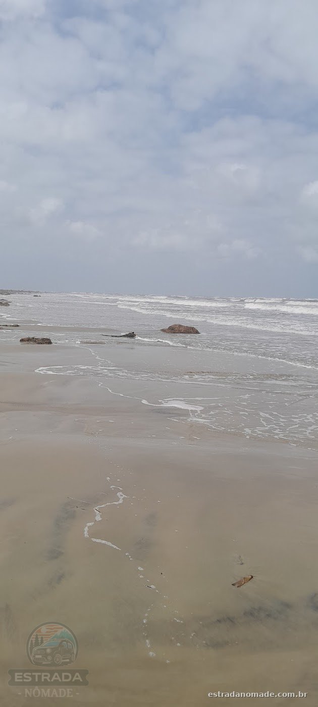 Fim da estrada ao longo da praia