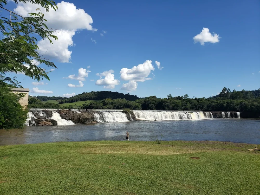 Camping Cachoeira da Alemoa